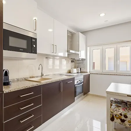 113 - Ocean Breeze Consolação *